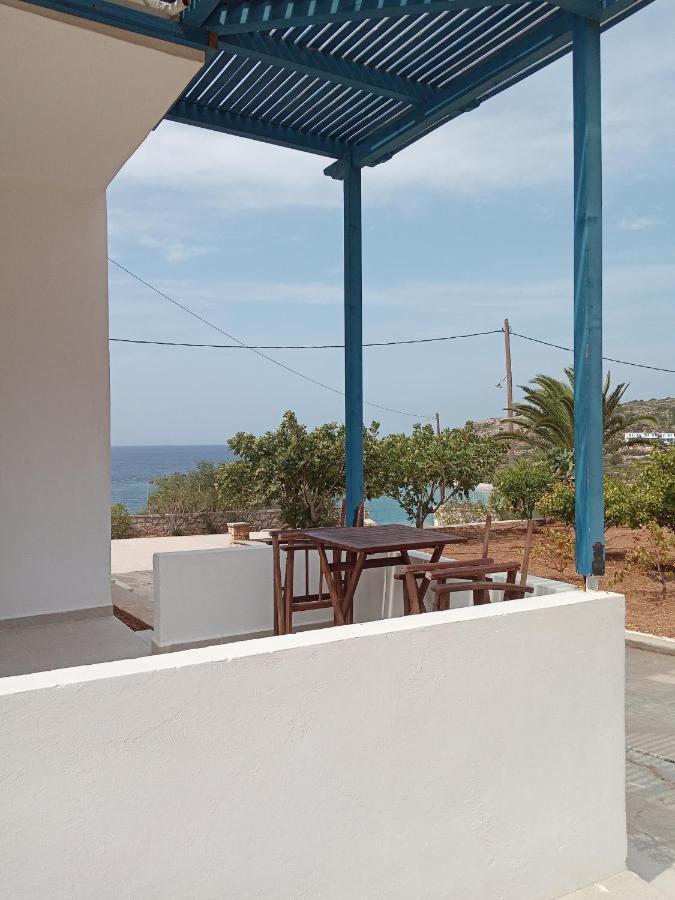 Albatros Studios & Apartments Lefkos  ภายนอก รูปภาพ
