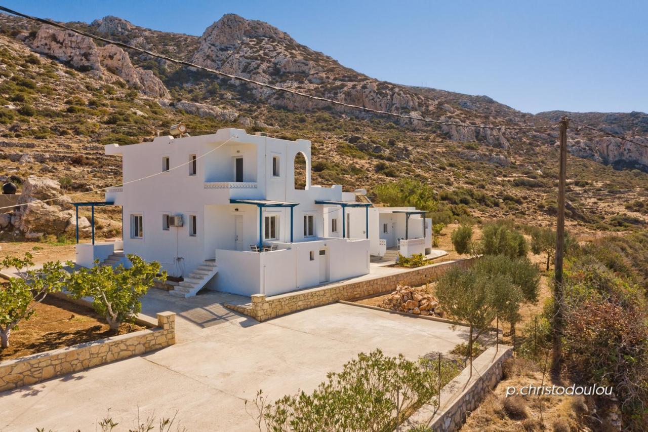 Albatros Studios & Apartments Lefkos  ภายนอก รูปภาพ